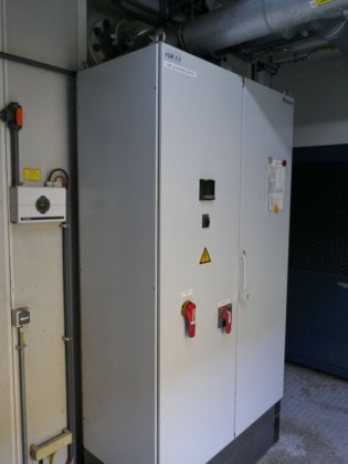 凯撒螺杆压缩机 FSG 420-2 (2015)