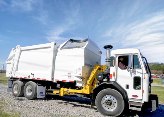 Heil DuraPack Python Side Loader