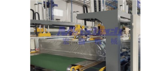 自动泡沫板包装机