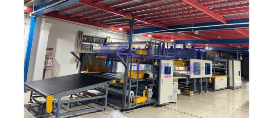 床垫压缩折叠和滚动包装自动生产线