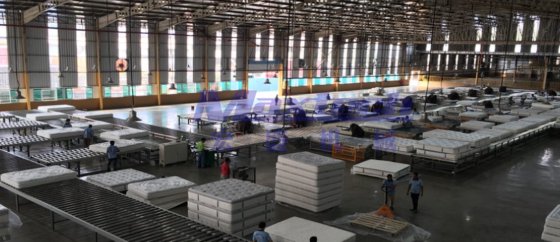 全自动床垫胶辊涂布复合生产线