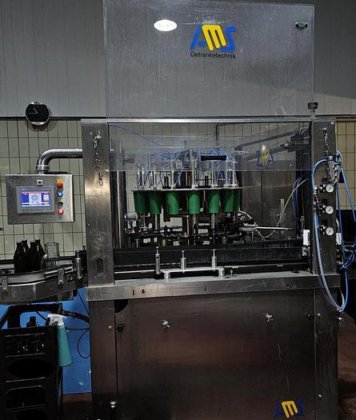 返却不要ガラス瓶充填ライン