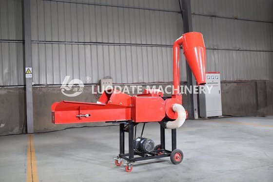 高性能のトウモロコシのわらの打抜き機/パキスタンの多機能の草の粉砕機の粉砕機/草のカッター機械価格