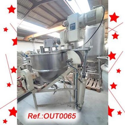 搅拌器--约700升的搅拌器 "利"。