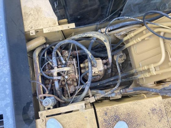 2015 Caterpillar E120B