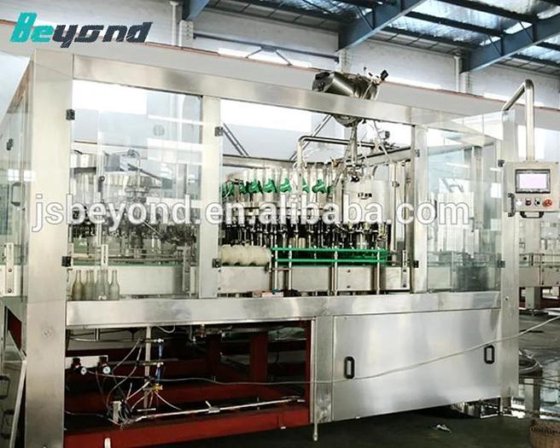 自动酒精金酒玻璃瓶灌装/制作机