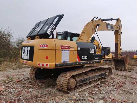 CAT 326D