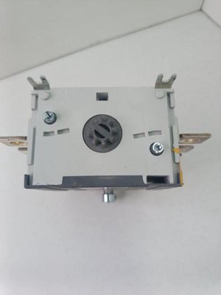 服务器机架承包商