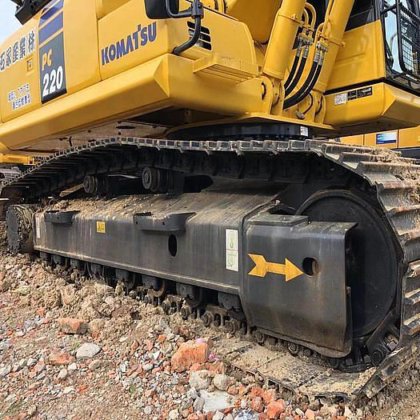 Hitachi PC220-8