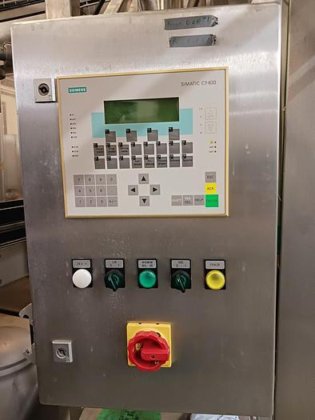 洗浄・充填・封止機