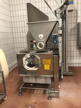 Baader 603 with loading device