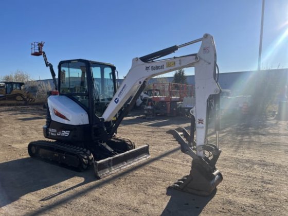 2018 Bobcat E35