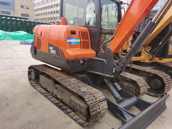 2019 DOOSAN DX60