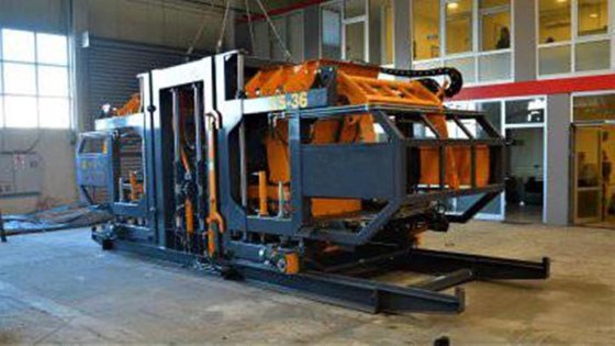 BS-25 コンクリートブロック製造機