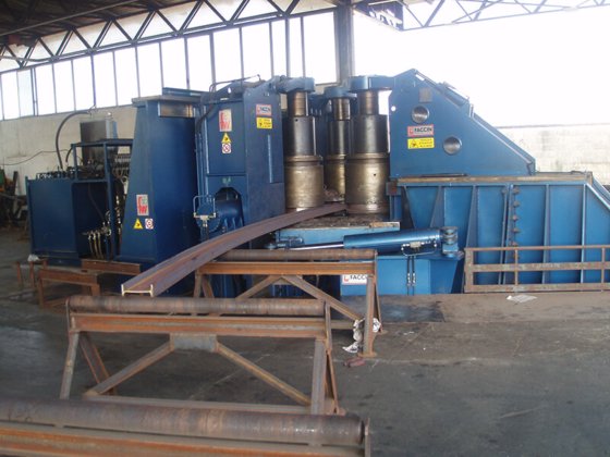 Faccin 型钢弯曲机 TAURUS