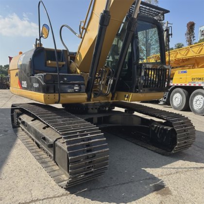 cat 320d2