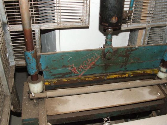 自動式空気圧ブレードカッター