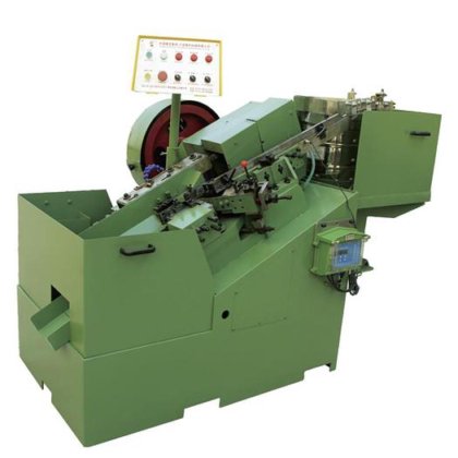 Flexible and automatic nut threading