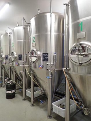 円筒円錐形発酵貯蔵タンク（CCT、5個）