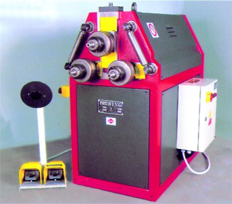 タウリン・デルタ40