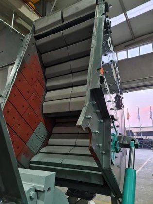 初级冲击破碎机