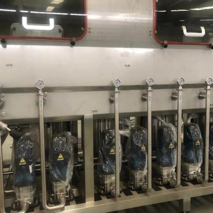 20 升桶装瓶自动灌装机