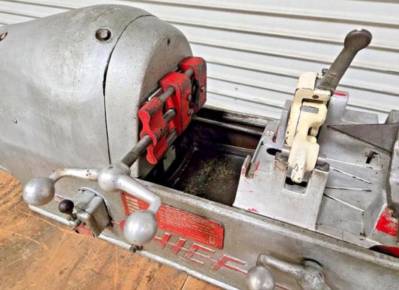 Collins Model C Pipe Threader