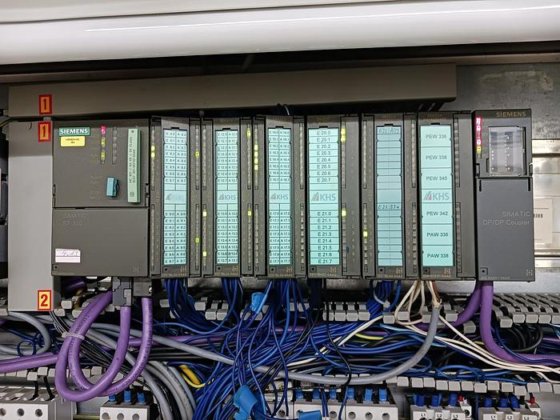 ラベリングマシン