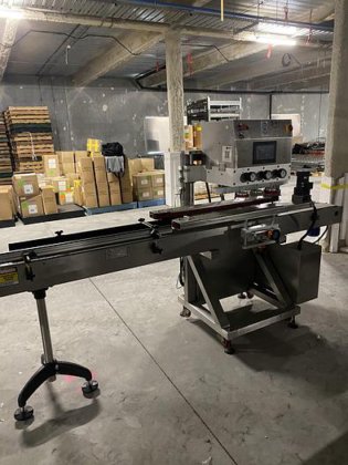 火烈鸟产品旋盖机