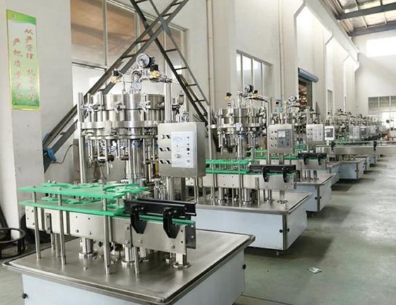 全自动啤酒灌装机和啤酒罐装机出厂价