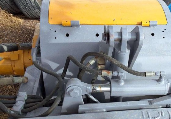 Coneqtec AP600 Cold Planer