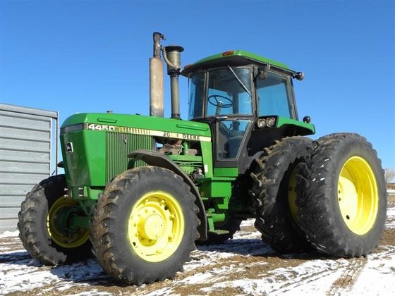 John Deere 4450 Tractor picture