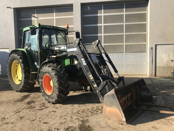 John Deere 6400 Tractor picture