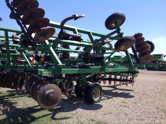 John Deere 512 Tillage Equipment picture