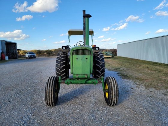 John Deere 4320 Tractor picture