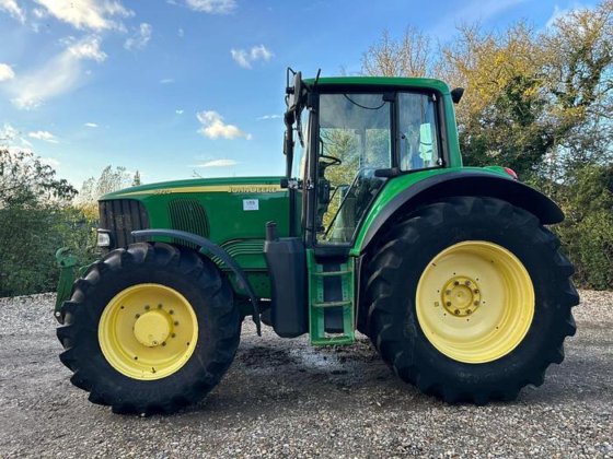 John Deere 6920 Tractor picture