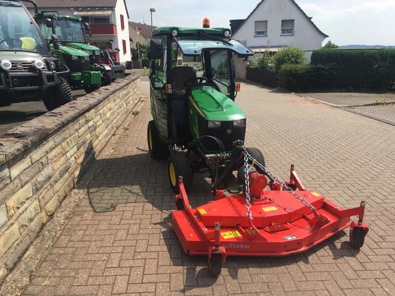 John Deere 1026R Tractor picture