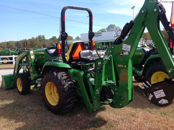 John Deere 3033R Tractor picture