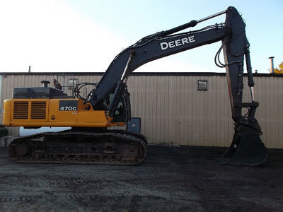 John Deere 470G LC Excavator picture