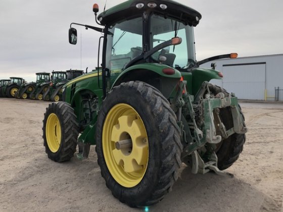 John Deere 8235R Tractor picture