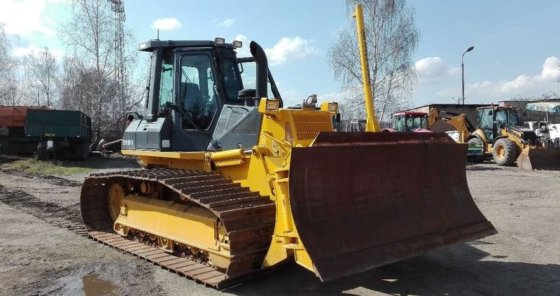Komatsu D61 Dozer picture