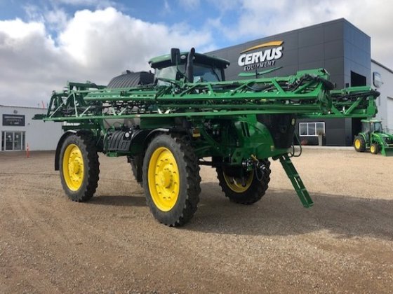 John Deere R4045 Applicator picture