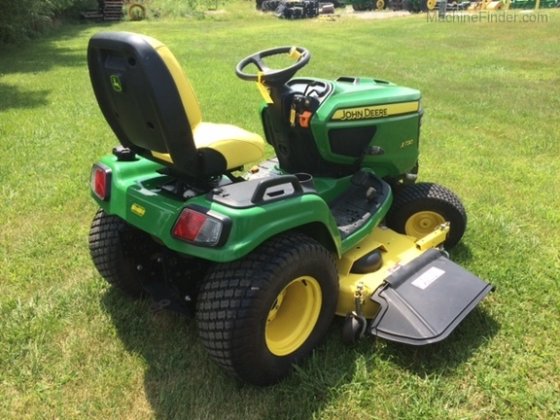 John Deere X730 Lawn Mower picture