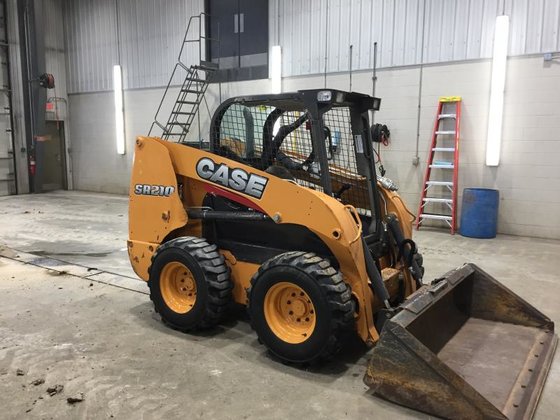 Case CE SR 210 Skid Steer Loader picture
