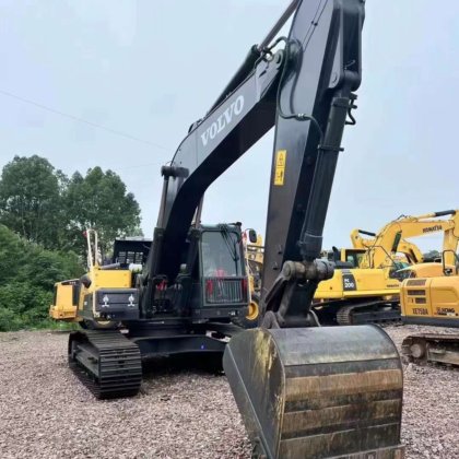 Volvo EC240 Excavator picture