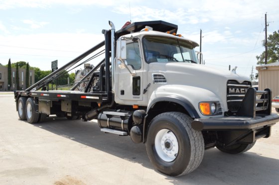 Mack GRANITE CV713 Transportation & Trailer picture