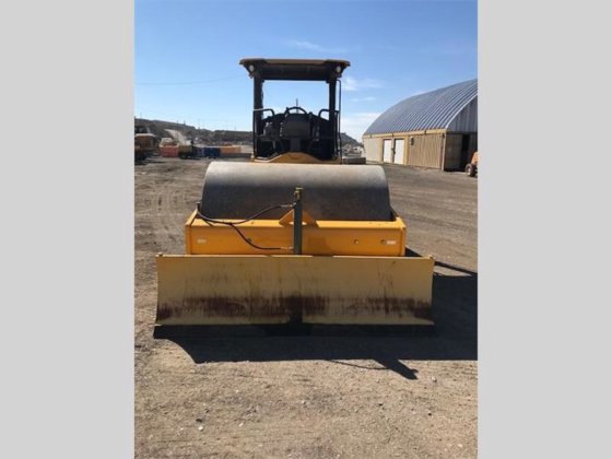 Volvo SD115 Compactor picture