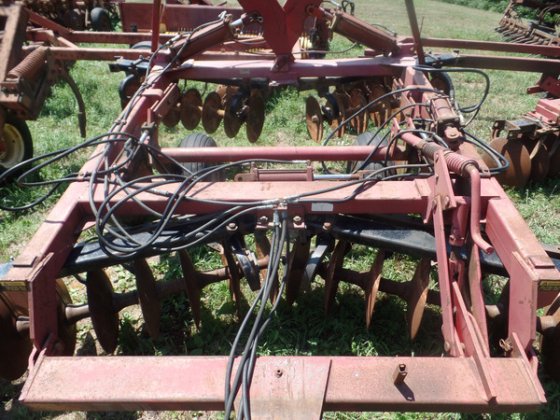 Case IH 496 Tillage Equipment picture