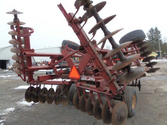 Case IH 496 Tillage Equipment picture