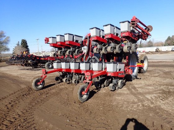 Case IH 1200 Planting Equipment picture